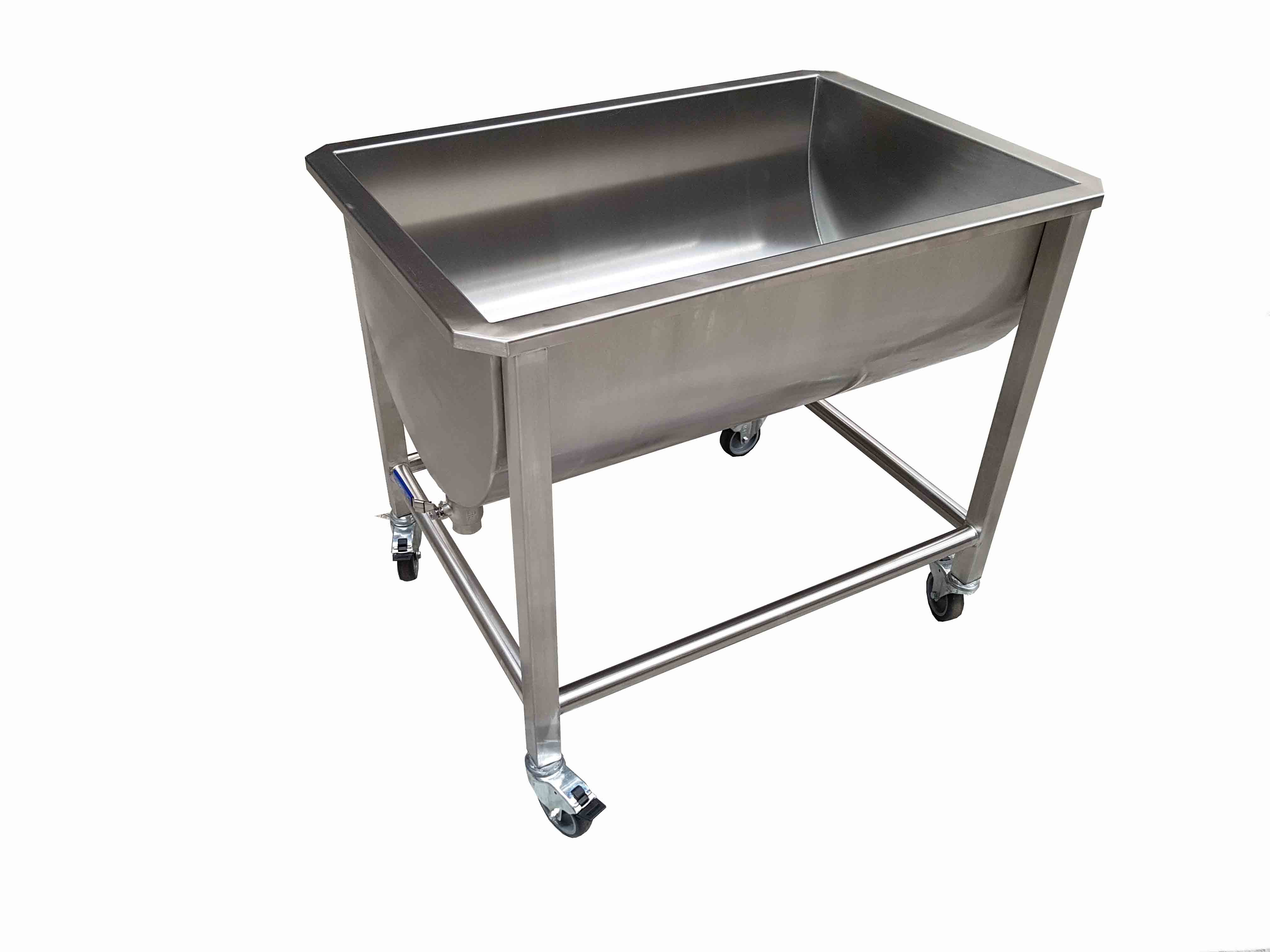 How to clean stainless steel equipment in your commercial kitchen